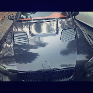 207 bmw 328i carbon fiber hood and spoiler